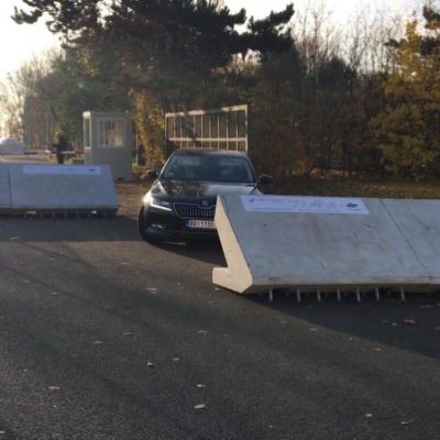 borne de défense anti véhicule bélier : borne SAFELY par Urban Protect Christian Gualtieri